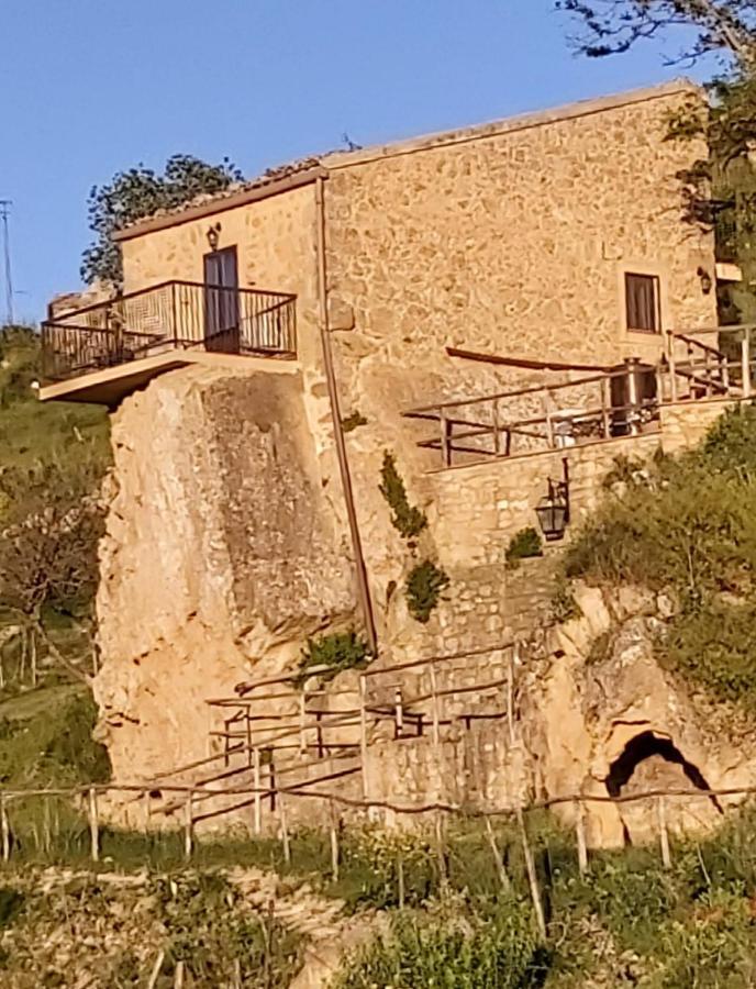 הוילה אנה La Casa Sulla Roccia מראה חיצוני תמונה