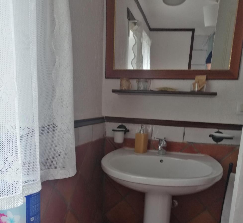 הוילה אנה La Casa Sulla Roccia מראה חיצוני תמונה